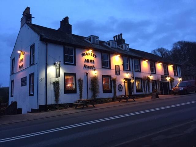 Stanley Arms Hotel Seascale Eksteriør billede